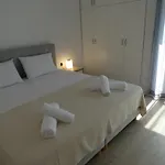 Tana's Comfort Апартаменты Химара
