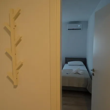 Апартаменты Tana's Comfort Химара
