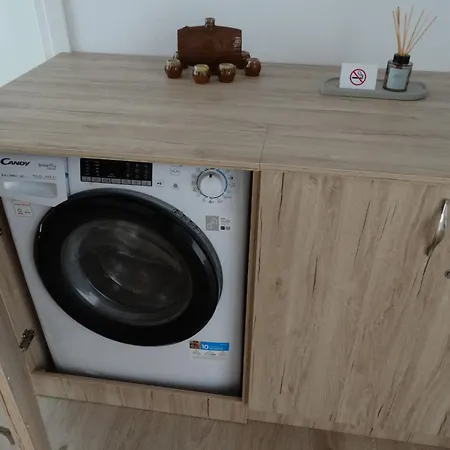 Tana's Comfort * Himarë